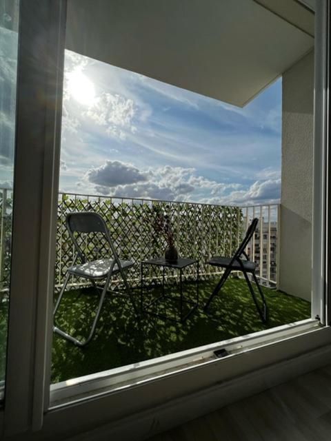 Evasion Familiale & Appartement Convivial Et Chaleureux Épinay-sur-Seine Kültér fotó